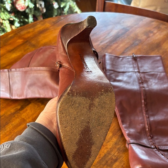 Banana Republic Rich Brown Heeled Boots - Picture 5 of 8